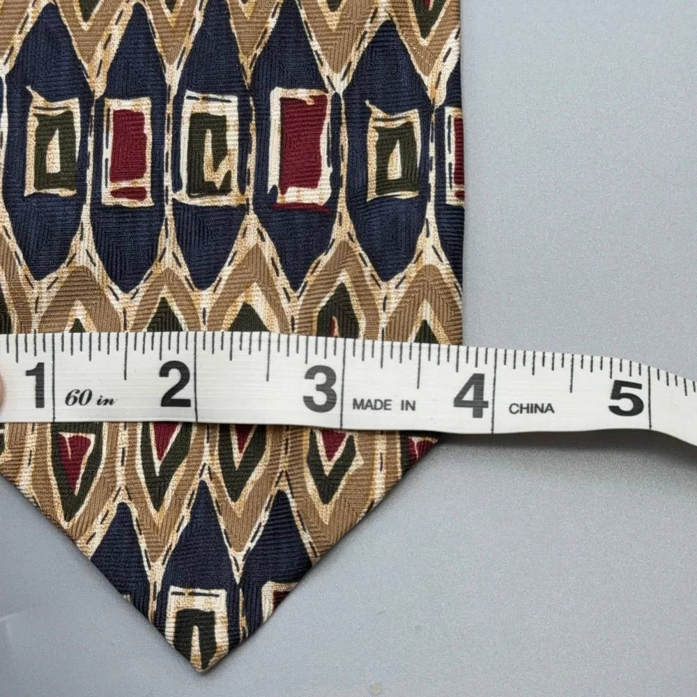XMI Mens Silk Tie Hand Made in USA Geometric Pattern‎ Necktie